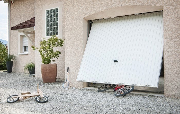 Motoriza la puerta de tu garaje para hacerte la vida más fácil.